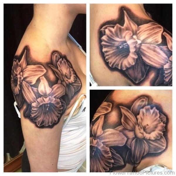 Brilliant Daffodil Tattoo On Shoulder