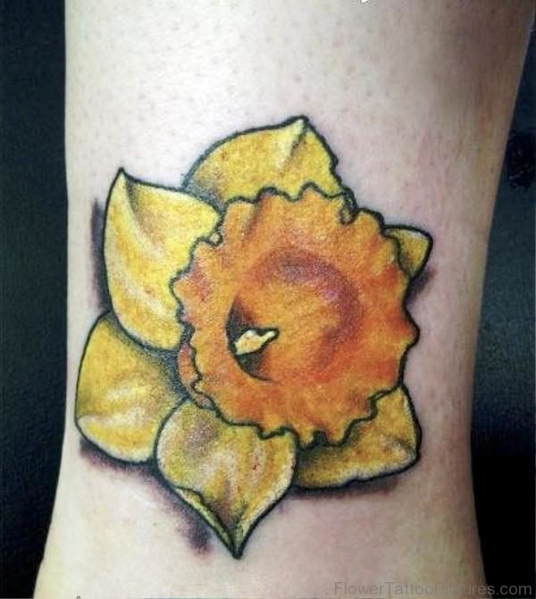 Elegant Daffodil Flower Tattoo On Leg