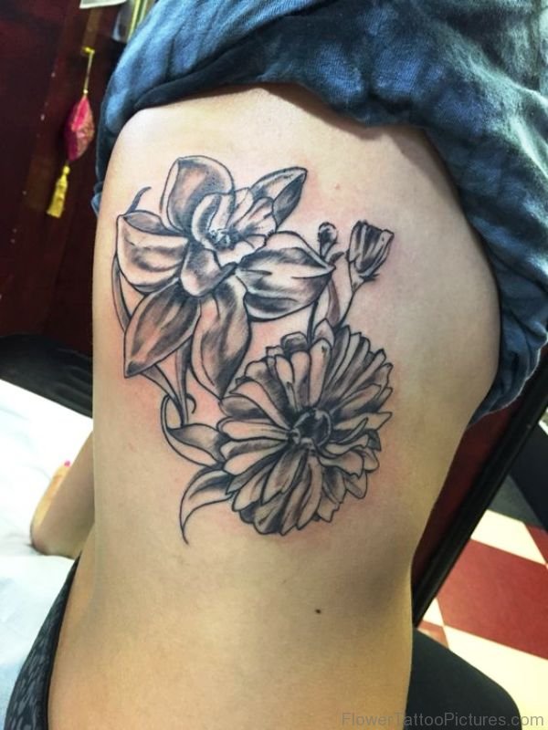 Grey Daffodil And Sunflower On Shoulder